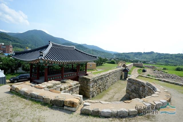 [청도읍성 전경]
